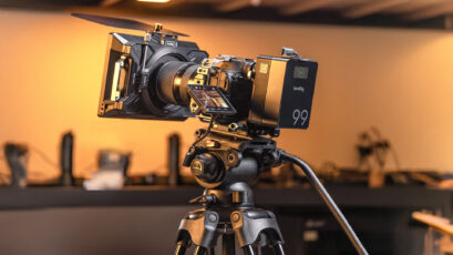 SmallRig AD-01S Heavy-Duty Fluid Head Tripod Kit Launched