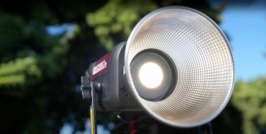 Reseña de la LED RGB GVM Pro SD300C Monolight - ¿Cuáles son las diferencias y puntos en común con la amaran 300c?
